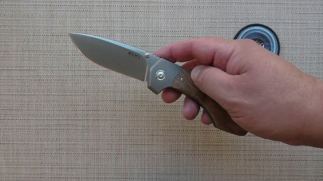 Уникальный хват. Нож HERO MKM Knives