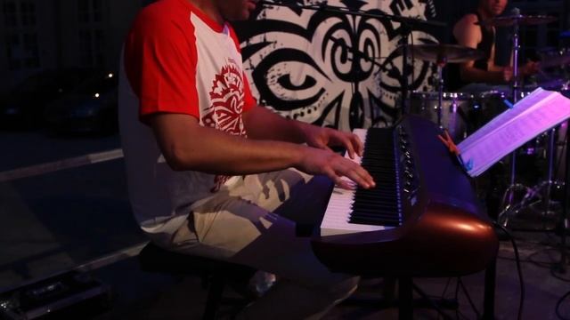 Machete - Piano solo by Guillaume Cherpitel смотреть онлайн