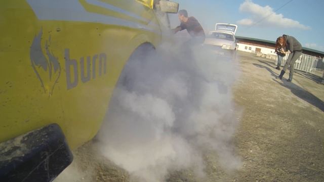 dacia 1310 burnout (HR 62 KKM) смотреть онлайн