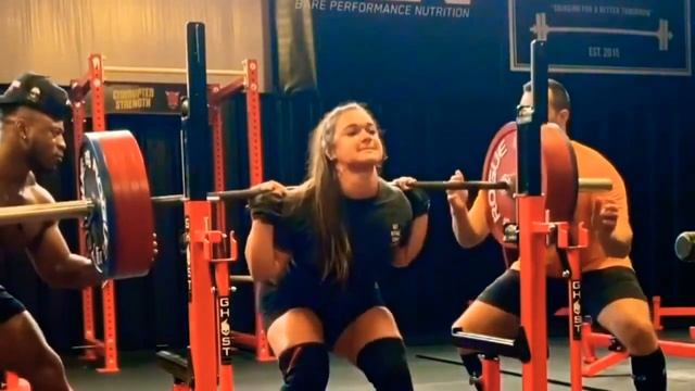 New Butifull girl 120 kg wait lifting gym Workout motivation status #Short #Dailystatusking #Shorts смотреть онлайн