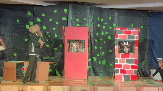 Year 4 Play-The Wolf and Three Little Goats смотреть онлайн