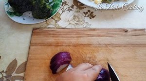 Диетический овощной суп с кабачком и брокколи