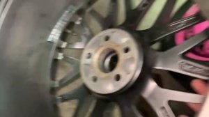 VW Polo Sedan теперь на R17, сезонная смена колес 🗿