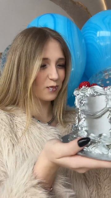 С днем рождения меня#ТрендОбнимашки #миланаФилимонова #ПопадувРек #МиланаФилимонова #миланатут смотреть онлайн