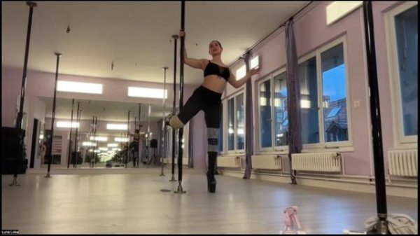 THE SECOND ZOOM ANDREA