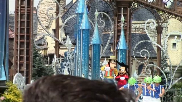 дисней 1часть смотреть онлайн