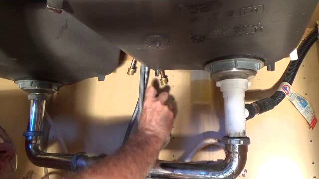 How to remove a kitchen sink faucet...Part 3 смотреть онлайн
