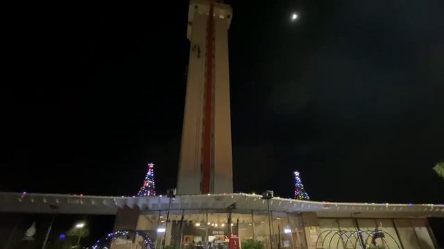 Citrus Tower- Christmas Light Show смотреть онлайн