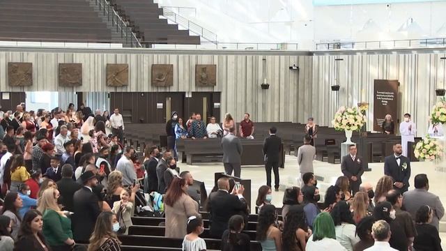 Christ Cathedral - Spanish Community Mass Canon in D 19 Feb 2022 смотреть онлайн