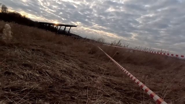 Проводим разведку будущей дороги через болота на набережную.Что обнаружили в итоге? смотреть онлайн