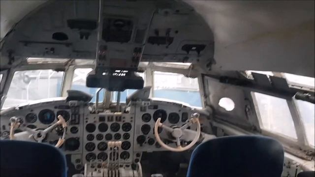 как выглядит внутри ИЛ-18 смотреть онлайн