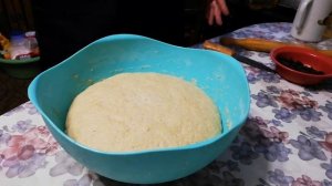 Булочки сахарные с изюмом