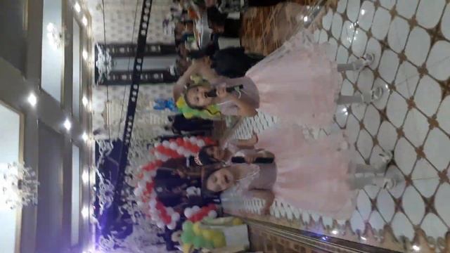 Туркестан.01.05.19.АСАЛ КЫЗЛАР .АТИРГУЛЛАР ОЧДИ ЧИРОЙ