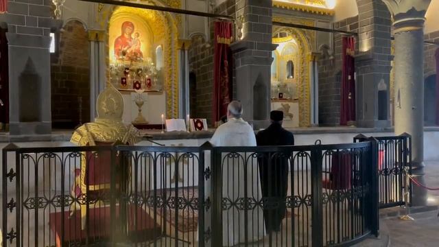 Diyarbakır Ermeni Surp Giragos Kilisesi'nde Noel Ayini Yapıldı