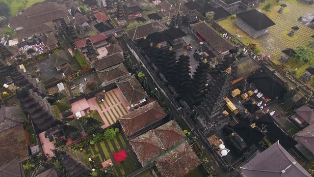 Besakih Temple, Bali, Indonesia #travel #bali #bookgotrip смотреть онлайн