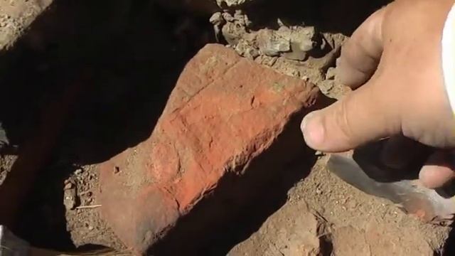 Зведаная зямля. Цэгла з таўром "Ивановъ". Серыя 12 / Кирпич с клеймом "Ивановъ". Серия 12 смотреть онлайн