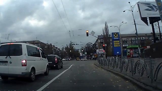 Стадный инстинкт на светофоре.