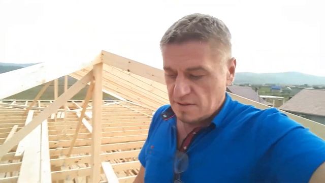 Накосное стропило и приближающийся дождь смотреть онлайн