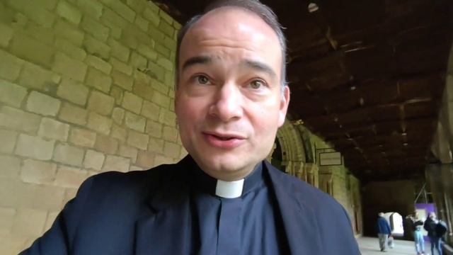 Why Durham Cathedral may look familiar to you... смотреть онлайн