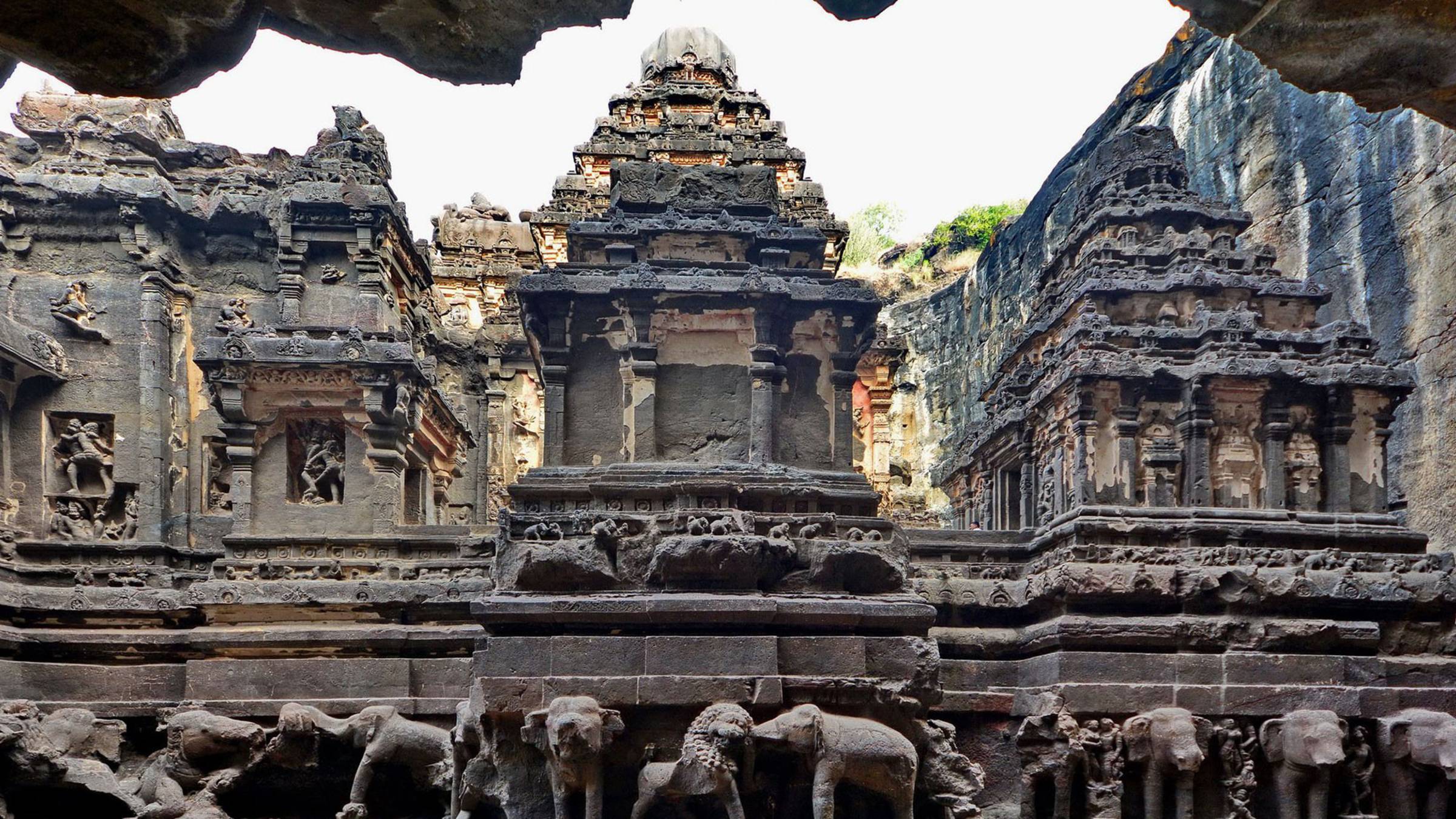 Как был построен Храм Кайласа: загадка тысячелетия