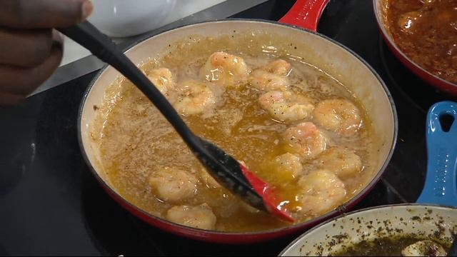 Oceans 97 (2) 1 lb. Bags of Gulf Shrimp with 24 oz. Choice of Sauce on QVC смотреть онлайн