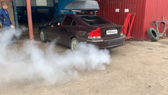 Зачем так мучить Volvo S60 2,5T AWD? смотреть онлайн