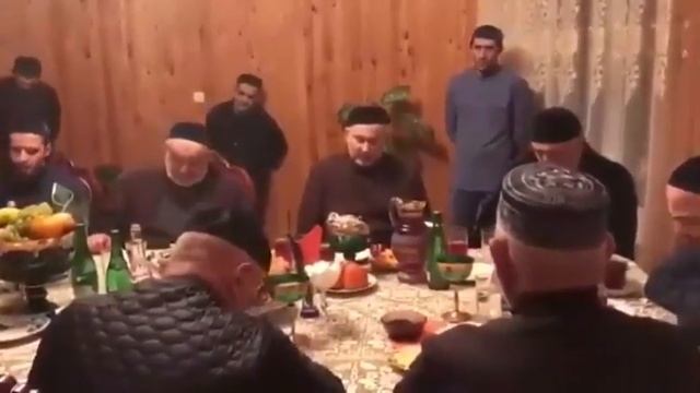 Закани Мохьмад-Аренан Масаран бала балхор (зикр,назма) смотреть онлайн