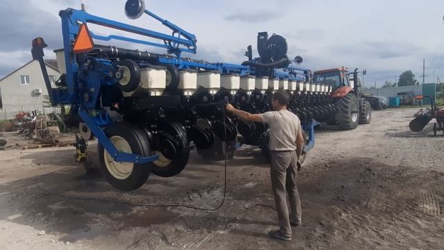 Продам сеялку 16 рядная Кинза.Агротехпромзапчасть.0978360878