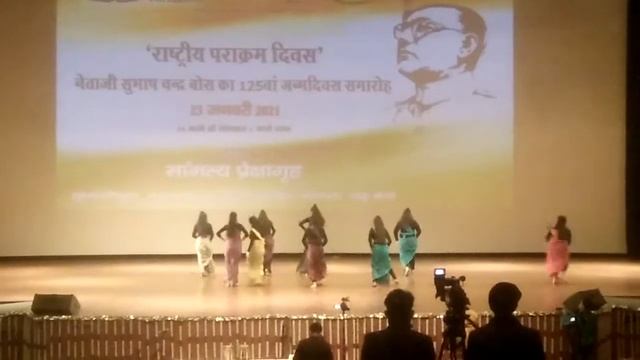 best performance dance videos by students of swami vivekananda subharti university Meerut смотреть онлайн
