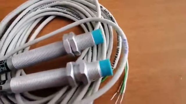 Индуктивный датчик ISN E24A-01G-4E-L смотреть онлайн