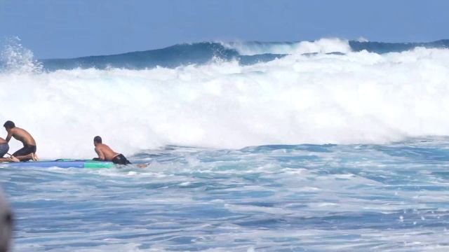 5 Guys Group Surf @ Kukio Bay Kona Hawaii 4 Seasons смотреть онлайн