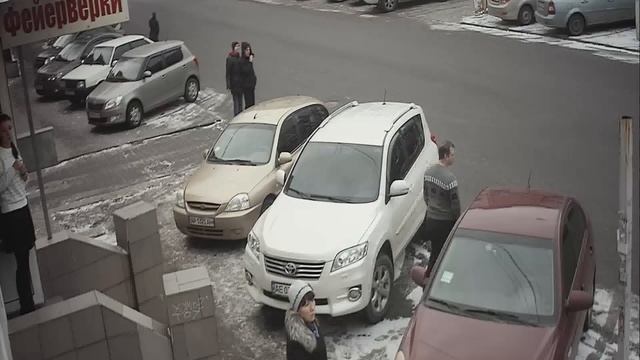 Бешеный бульдозер в Днепре (14 декабря 2016) 01 смотреть онлайн