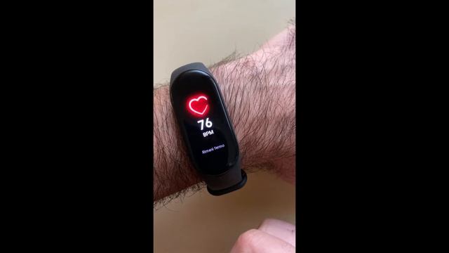 Xiaomi Smart Mi Band 7 Heart Rate Test  #xiaomi #miband7 #smartband #smartwatch #watch #heartrate
