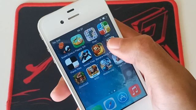 Game yang Bisa Dimainkan di iPhone 4 - Mobile Legend dan Free Fire Bisa!? смотреть онлайн