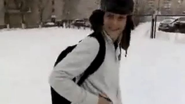 Наберите 1000 и он пойдёт в трусах смотреть онлайн