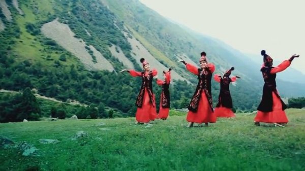 Кыргыздын жалап кыздары