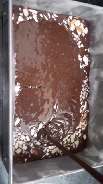 Fudgy Almond Brownie 🤩| Almond Brownie #subscribe #keerthusstyle #cake #shorts