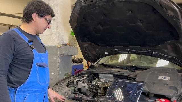 Отработавшие газы в системе охлаждения дизельного мотора Вольво? смотреть онлайн