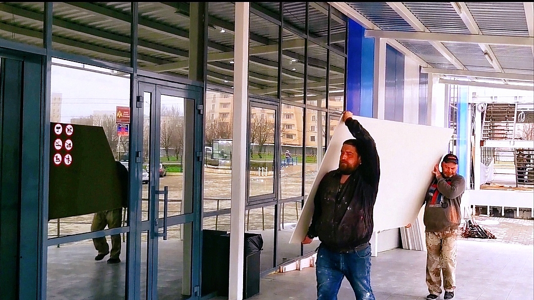 МАРИУПОЛЬ Новый торговый центр вскоре Откроется для Жителей🏢Восстановление и Жизнь Сегодня смотреть онлайн