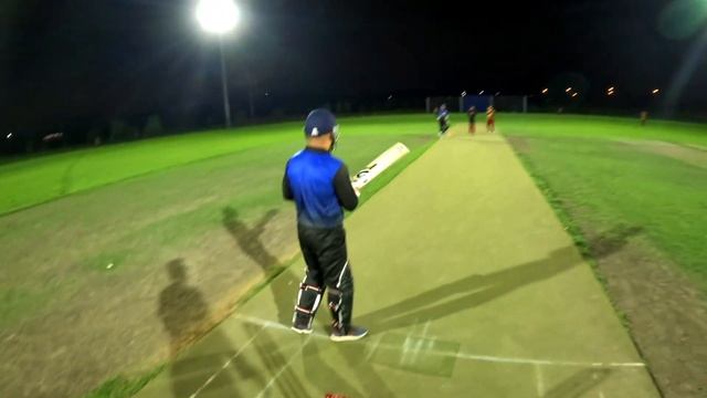 Durham United vs Universal Flames ||Gopro POV Batting || Wicket Keeping POV Helmet view смотреть онлайн