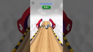 катаюсь за шарик в игре Going Balls 1 часть