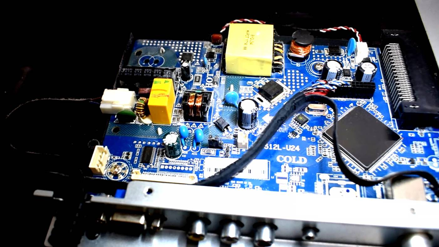 Ремонт телевизора DIGMA DM-LED24R201BT2 смотреть онлайн