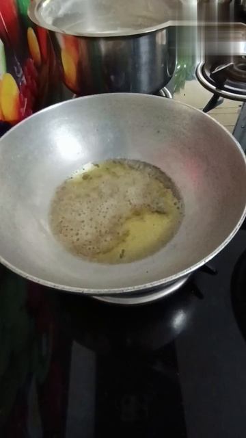 మెంతికూర పపుఎ/methi dal receipe #shorts #shortvideo #Ur's Ritwik #cooking #youtubeshorts смотреть онлайн