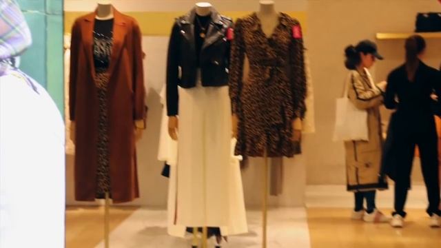 Ох, Уж Этот Модный ПАРИЖ. Хочется РЫДАТЬ! смотреть онлайн