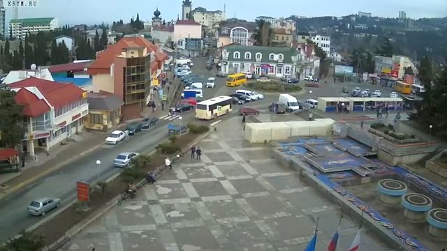 Вебкамера "Площадь Советская". Запись 24.02.2016 17:00:01 смотреть онлайн