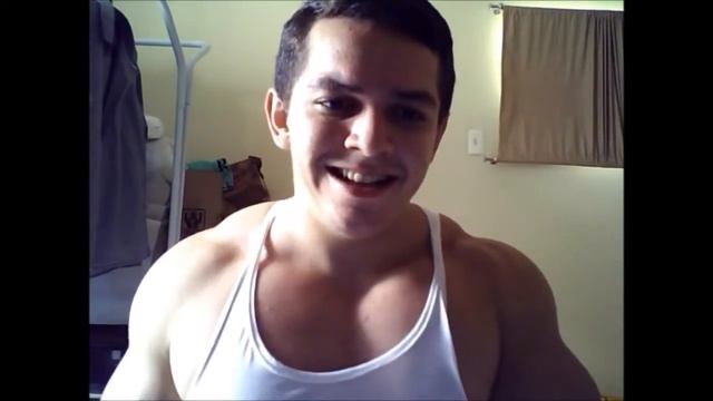 ШОК какое тело и мускулатура а ему всего 16 лет SHOCK what body and musculature And he is only 16 смотреть онлайн