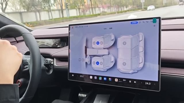 Test drive demonstration of the Xiaomi SU7 MAX смотреть онлайн