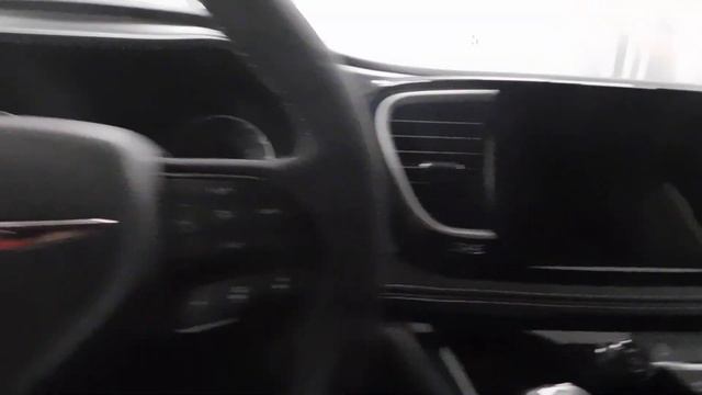 38122 2022 Chrysler Pacifica Touring Black смотреть онлайн