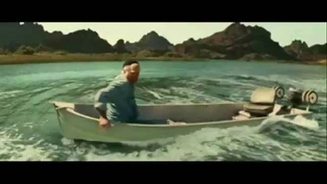 PIRANHA 3DD (2012) Movie Review