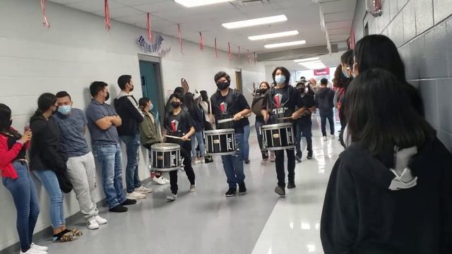 Juarez Lincoln high school drum line (part 4) смотреть онлайн